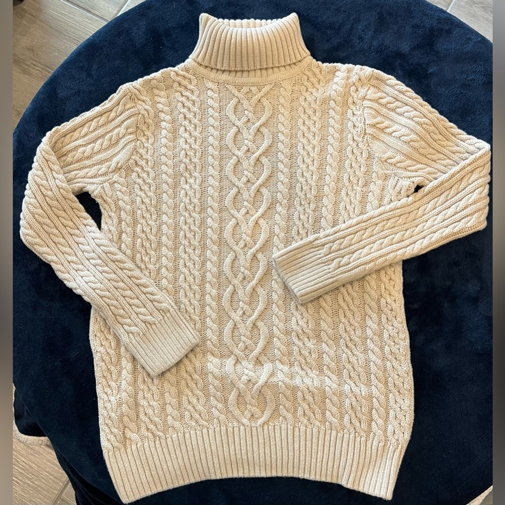 Winter white Sweater ladies size M
